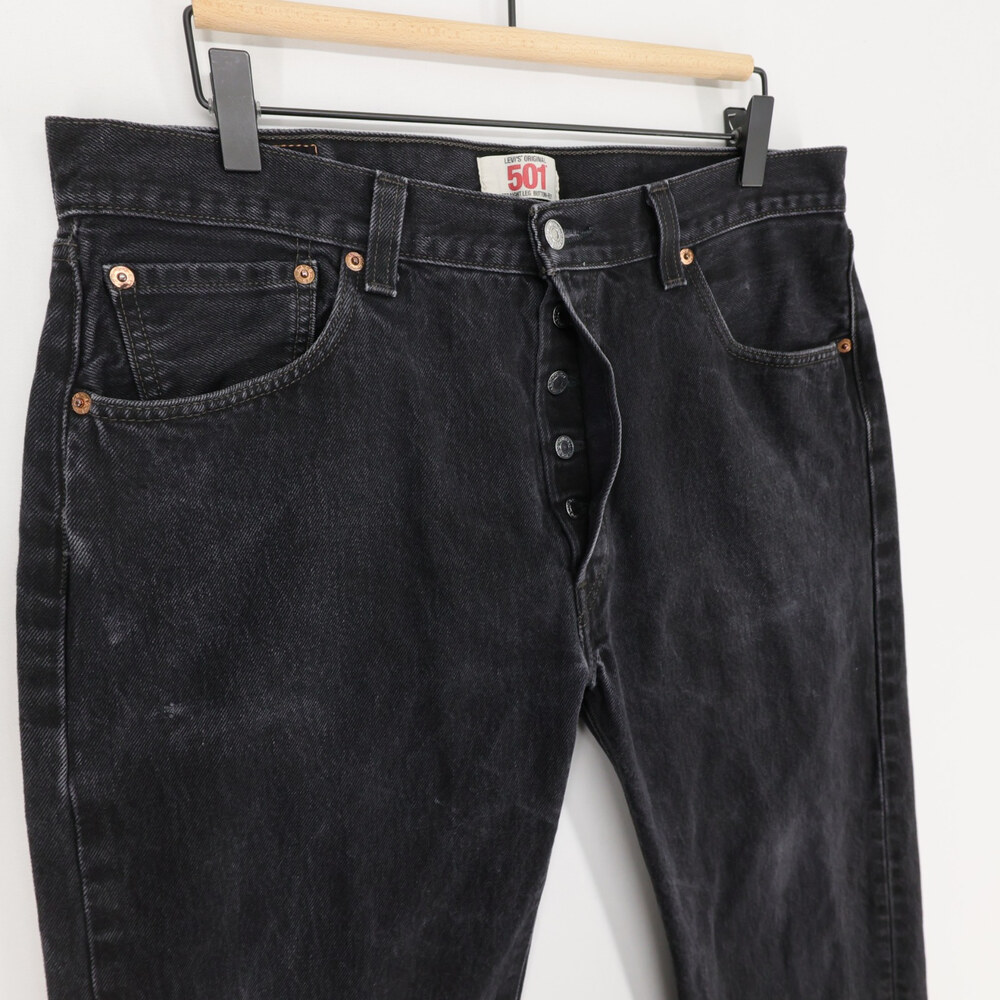 Levis 501 Jeans Mens 36x32 Black Straight Leg Button Fly Denim Original Fit - Picture 3 of 13